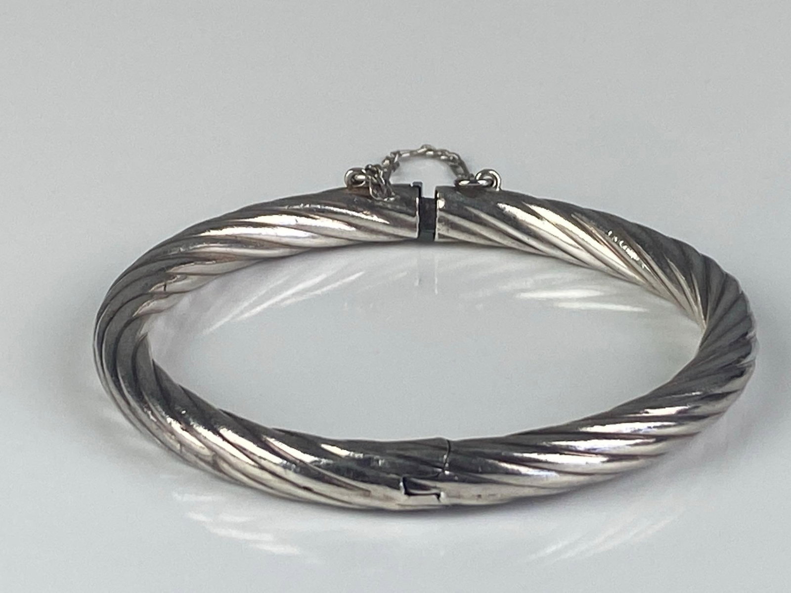 TH Signed Sterling Silver Twisted Hinged Bangle - 2
