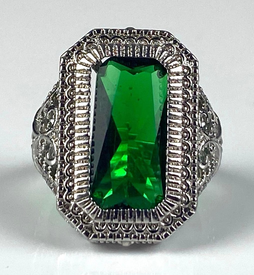 Sterling Silver Openwork Green CZ Ring: Size 6