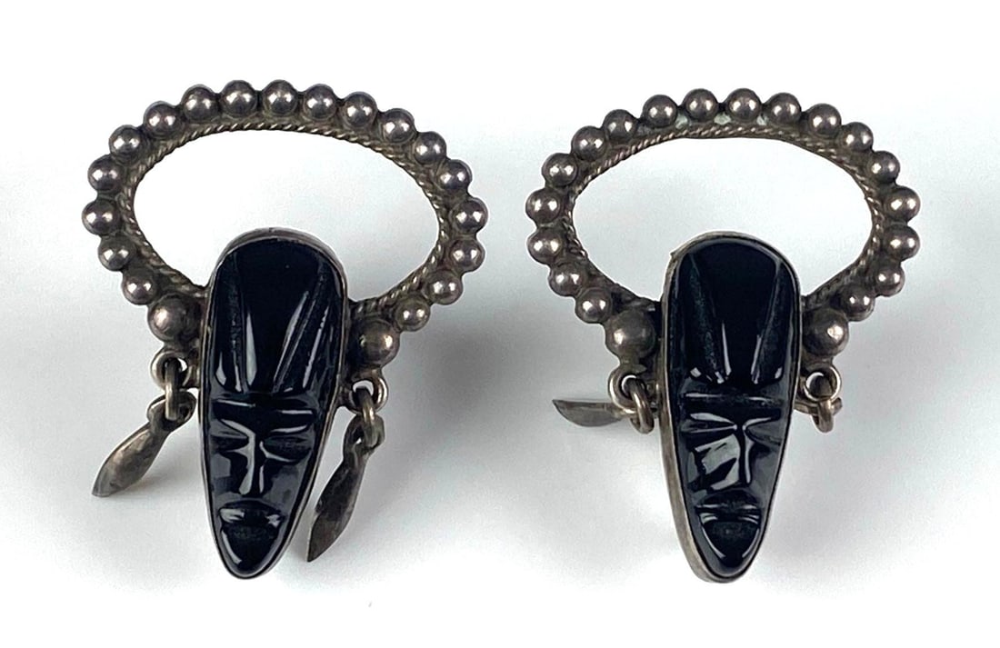 Pair of Sterling Silver Carved Onyx Portrait Screw-Back Earrings: each measures 1 inches H