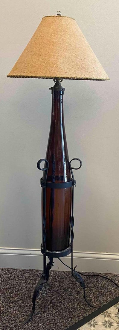 Vintage Wine Bottle Amber Floor Lamp: tested and working. Measures 52 inches tall.