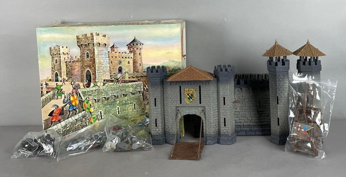 Vintage Tibidabo Il Castello Valdostano Castle Playset (1 of 4)