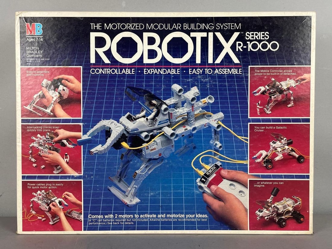 1984 Milton Bradley Robotix Series R-1000 Modular Building System (1 of 3)