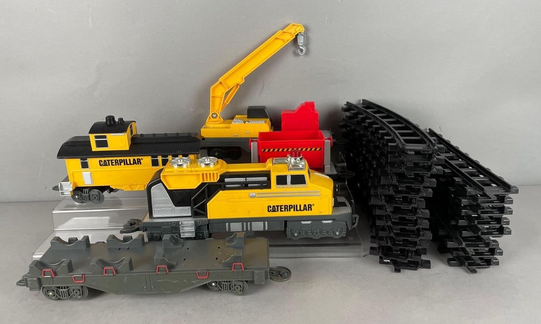 Toy State Caterpillar Battery Operated Plastic Train Set (1 of 3)
