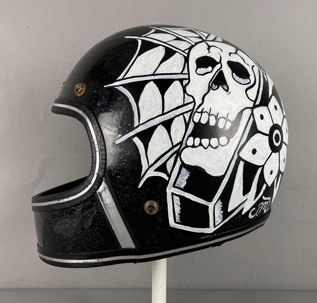 Vintage Hand-Painted Skull Black Glitter Motorcycle Helmet (1 of 5)