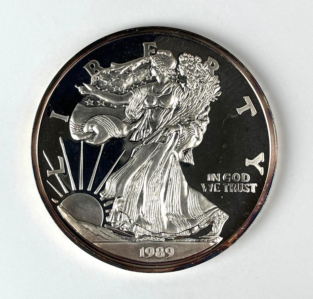 1989 The Washington Mint American Silver Eagle Design 8 oz .999 Fine Silver Round (1 of 2)