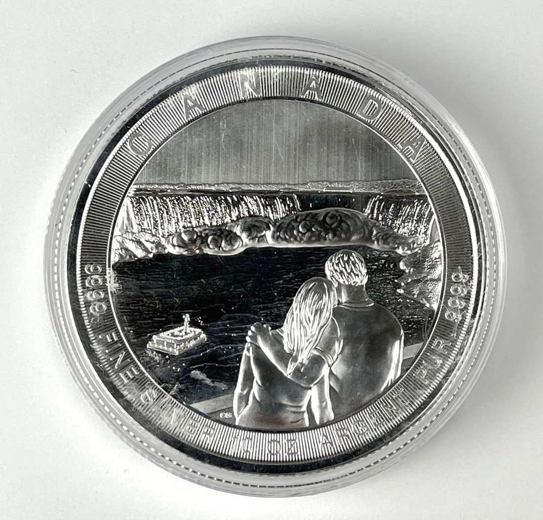 2017 Canada $50 Canada the Great Niagara Falls 10 oz 9999 Fine Silver Round (1 of 2)