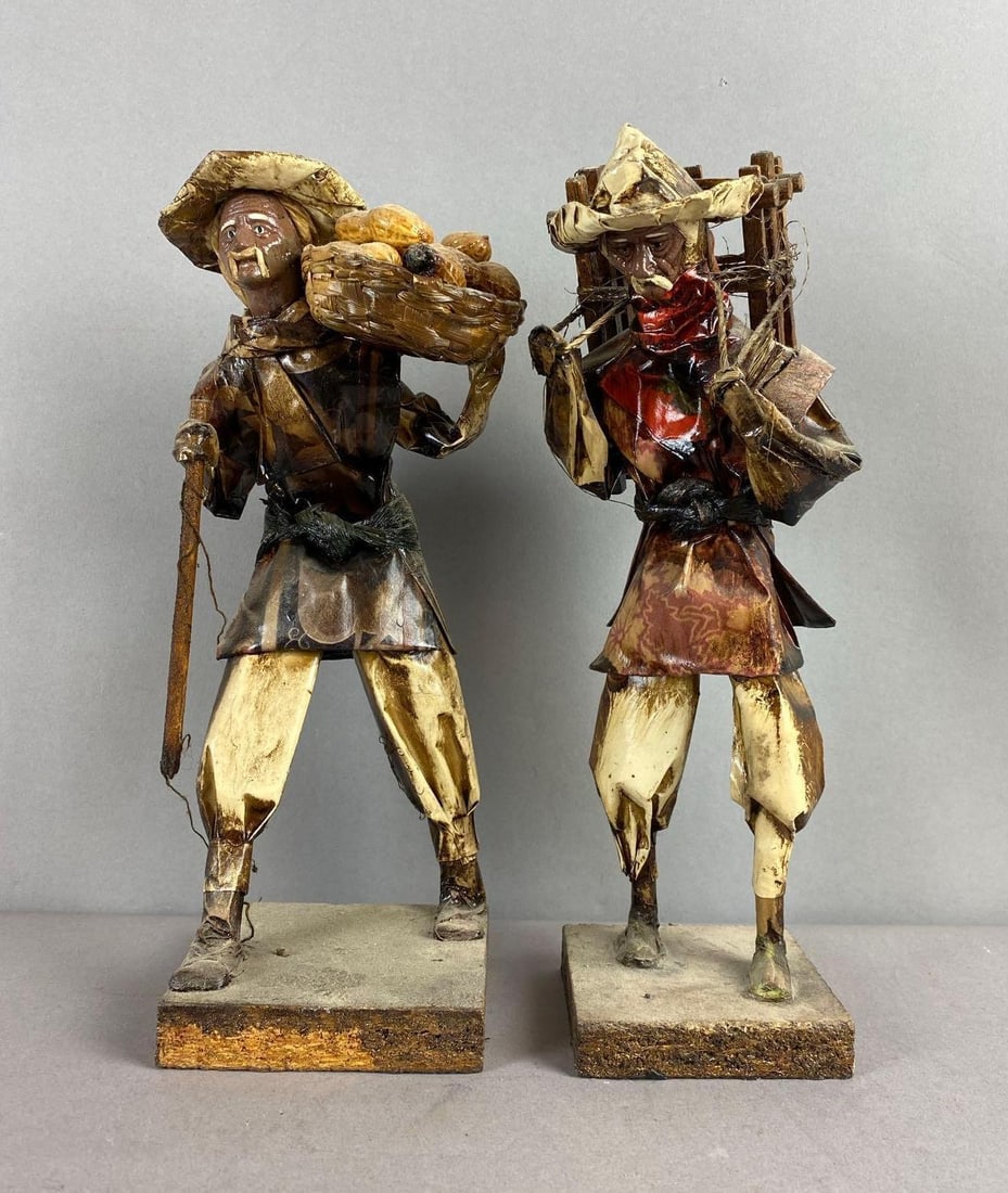 Group of 2 Vintage Mexico Folk Art Paper Mache Figures (1 of 4)