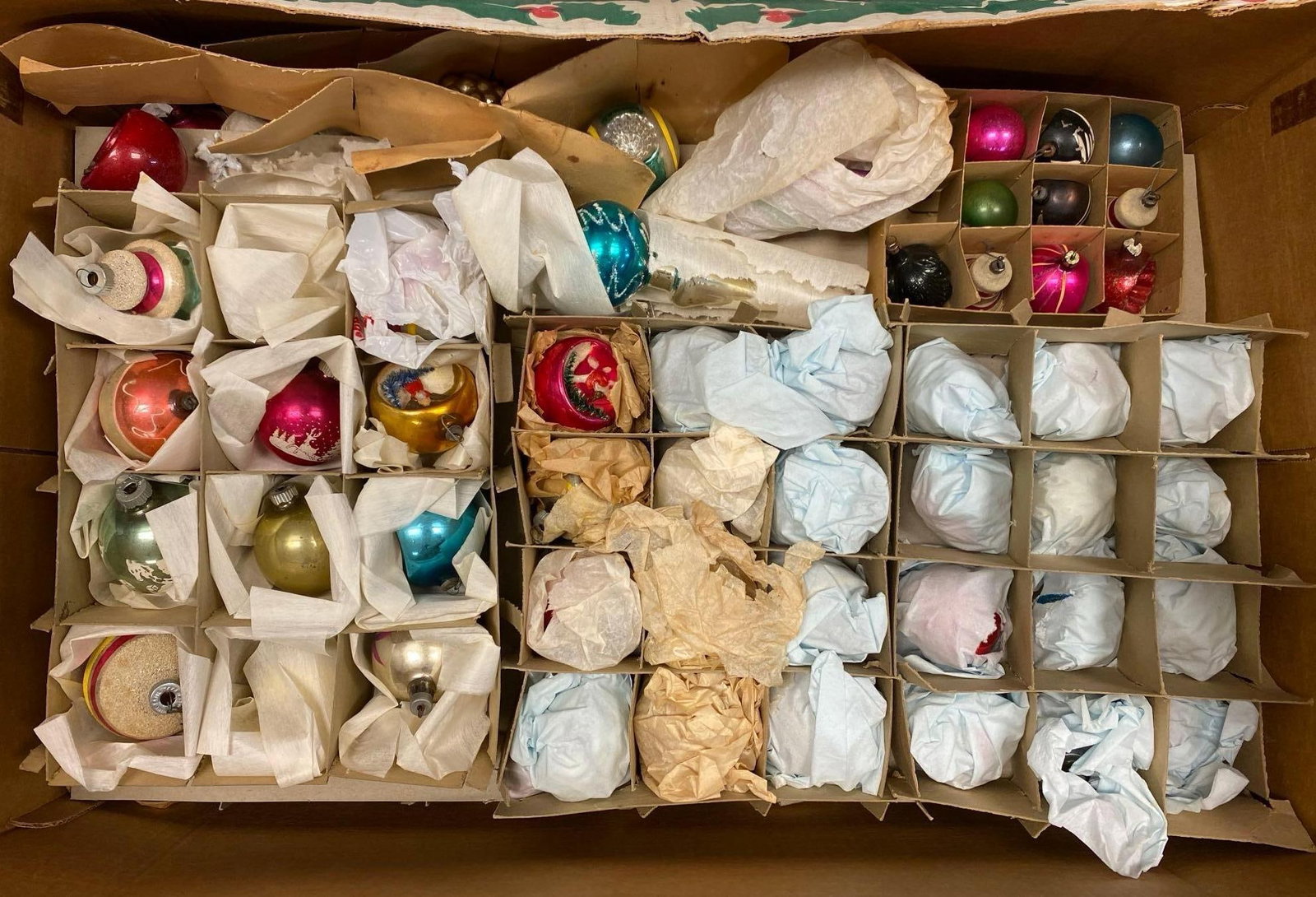 Group of Assorted Vintage Christmas Tree Ornaments (1 of 2)