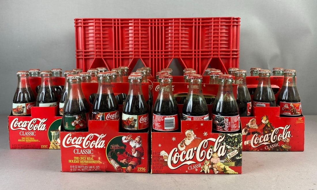 Vintage Coca-Cola Classic Christmas Themed Bottles and More (1 of 4)
