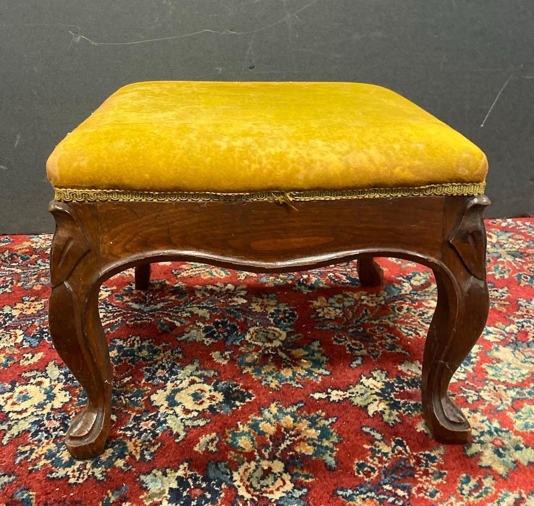 Vintage Queen Anne Style Footstool (1 of 3)