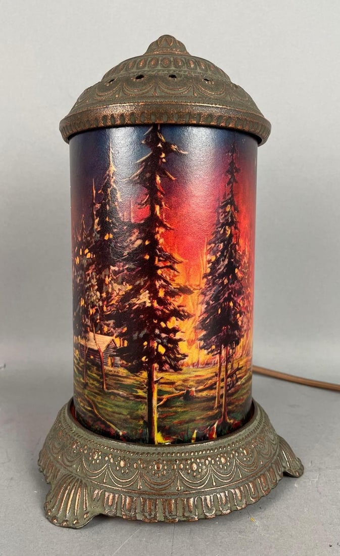 Antique Scenes-in-Motion Wildfire Heat Motion Lamp: Bronze base and top, motion tube damaged and did not turn, measures