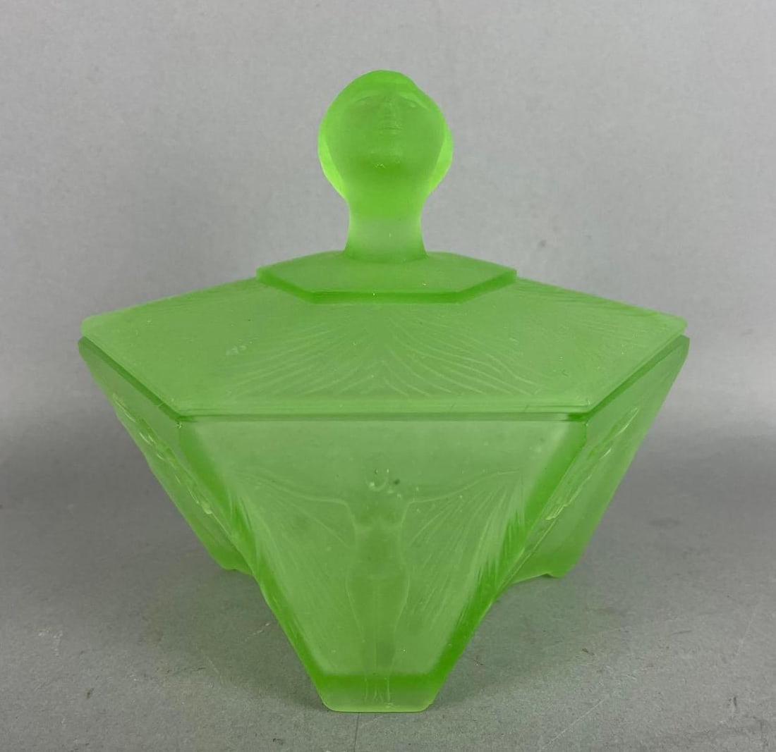 Art Deco Ramses Figural Uranium Glass Powder Jar: Signed on bottom, measures 5 inches x 5 1/2 inches x 4 3/4 inches