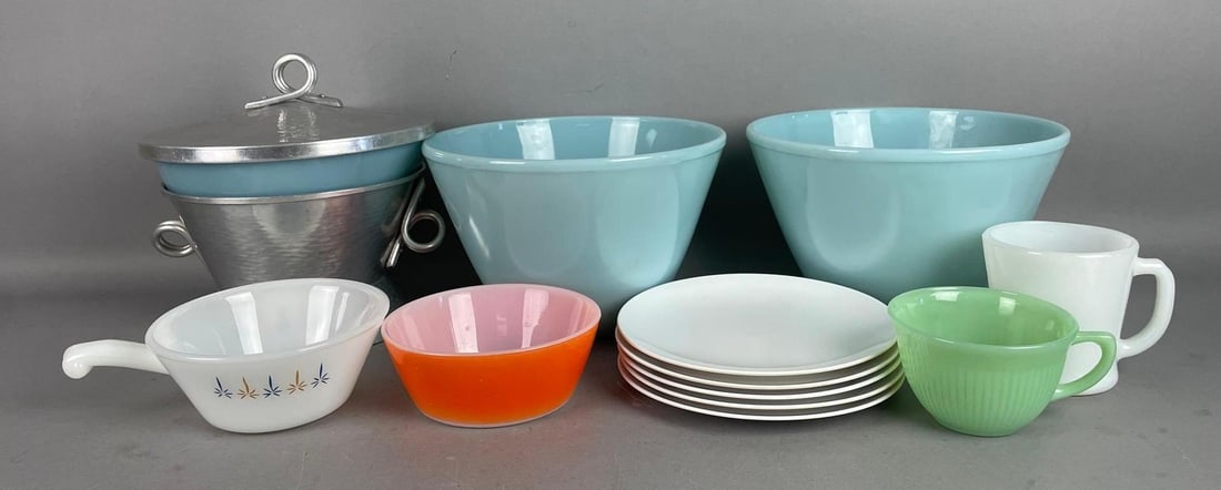 Group of Vintage Fire King Oven Ware Dishes and More (1 of 3)