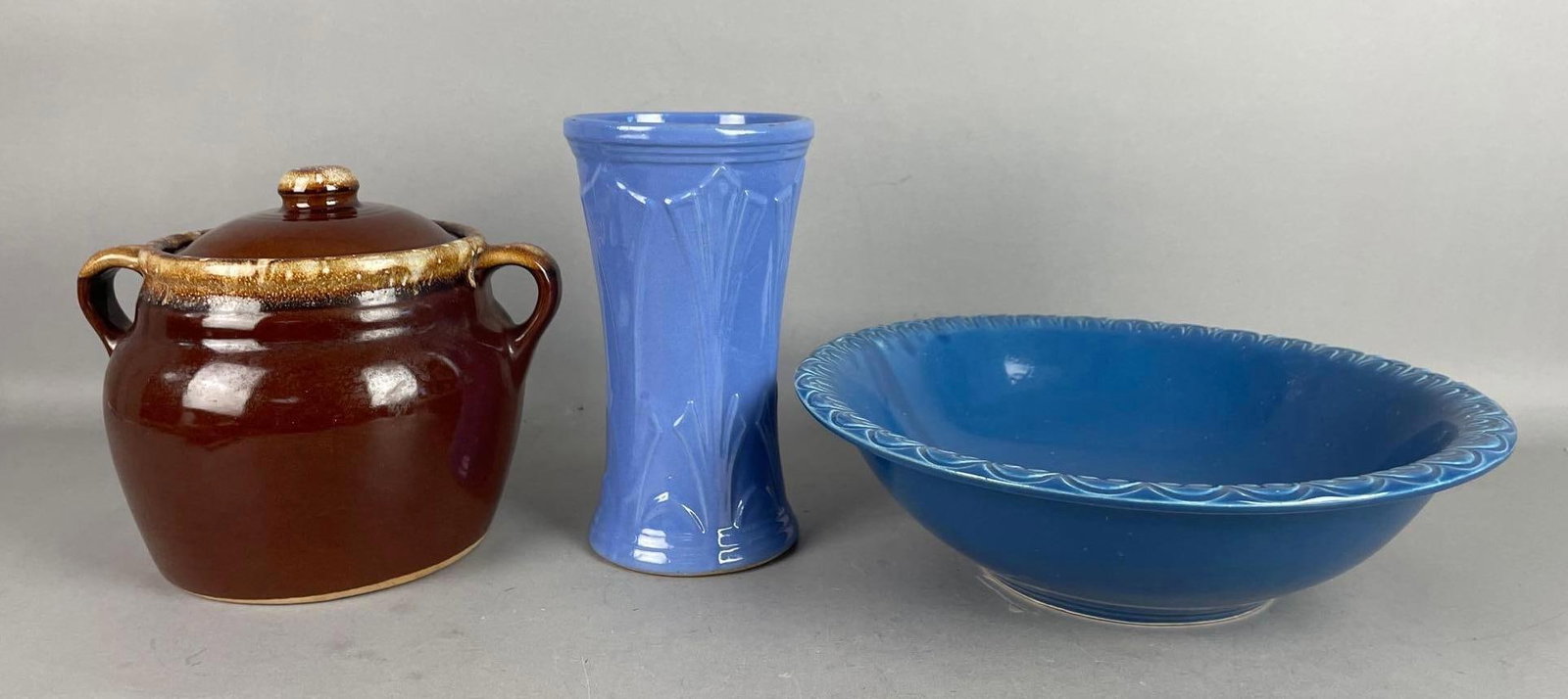 Group of Vintage Pottery Ware (1 of 3)