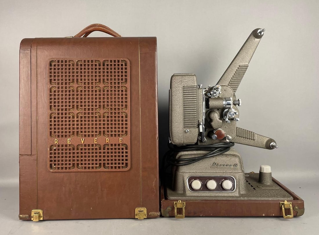 Vintage Revere Model 16 Sound Projector with Case (1 of 6)