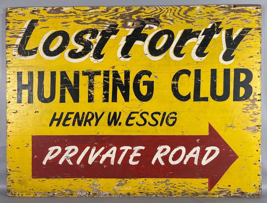 Vintage Lost Forty Hunting Club Painted Wood Sign (1 of 2)