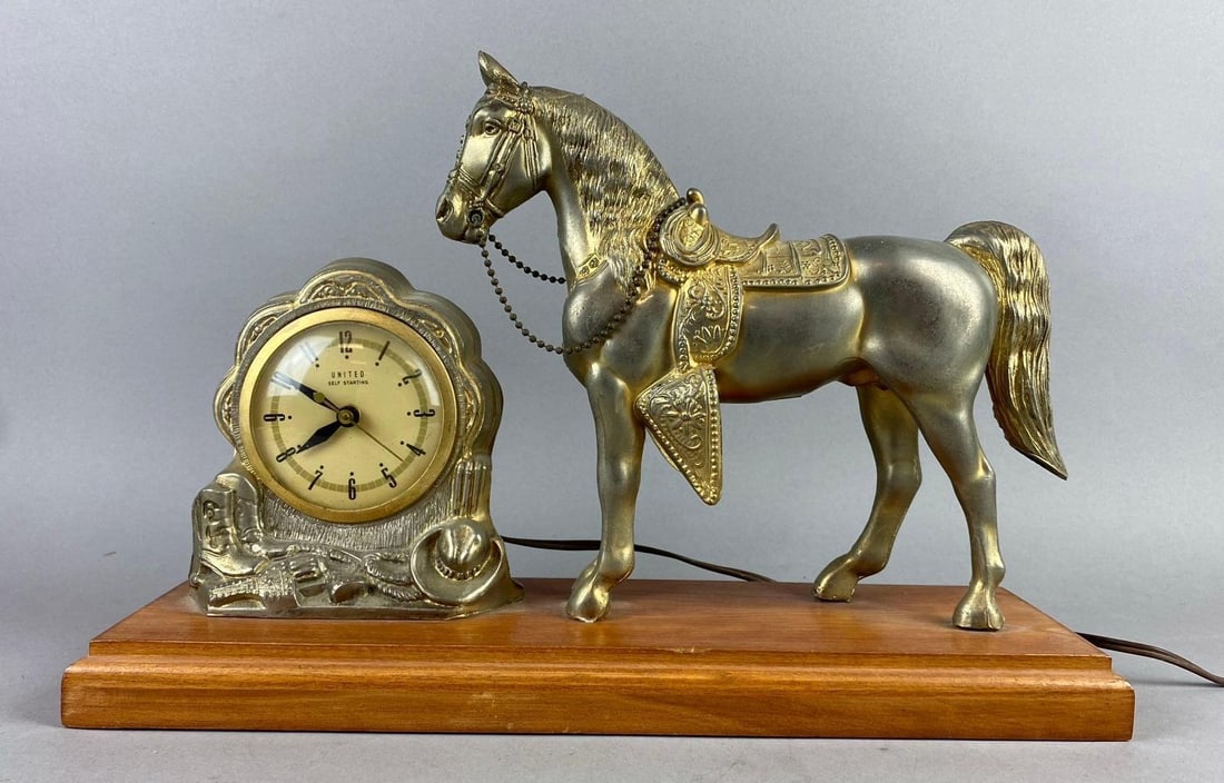 Vintage United Clock Corp. Horse Electric Mantel Clock (1 of 2)