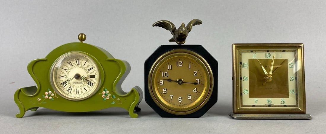 Group of 3 Vintage Wind-Up Desk Clocks (1 of 2)