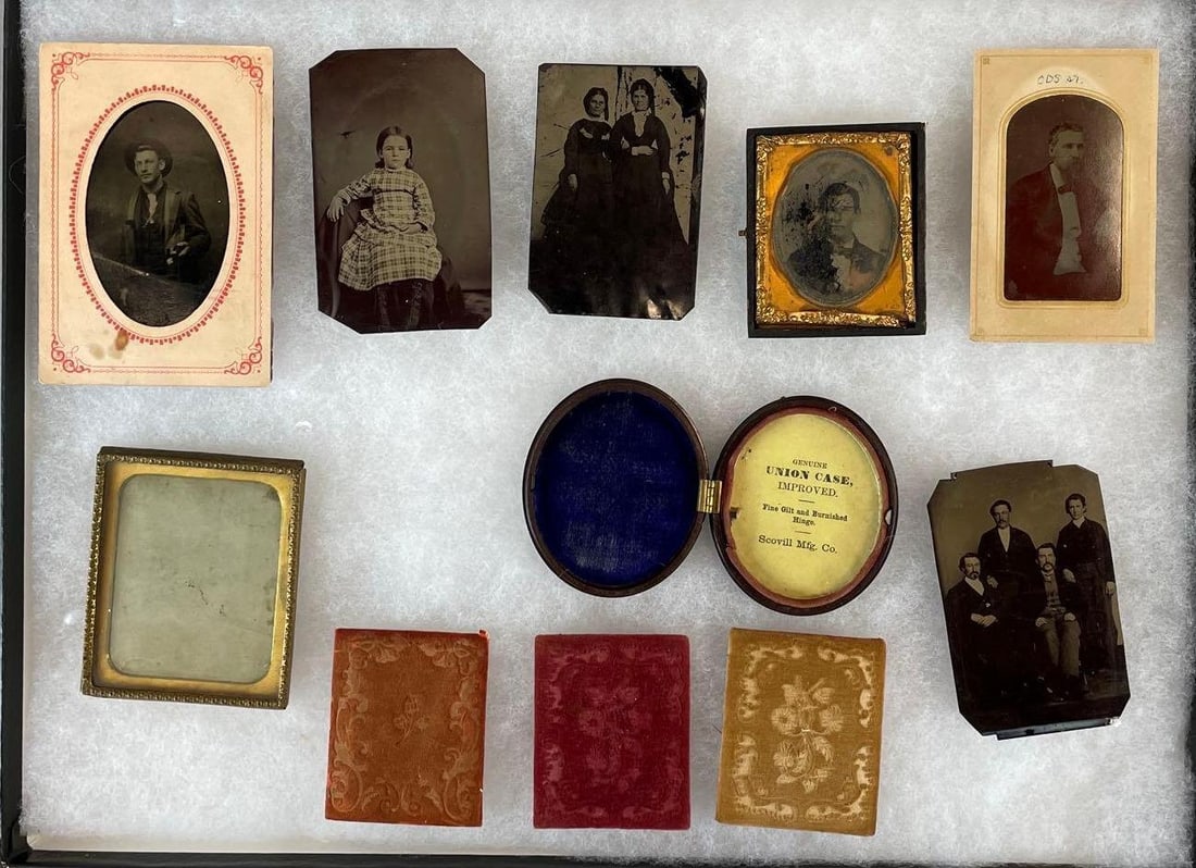 Group of Antique Tin-Type Photos (1 of 3)