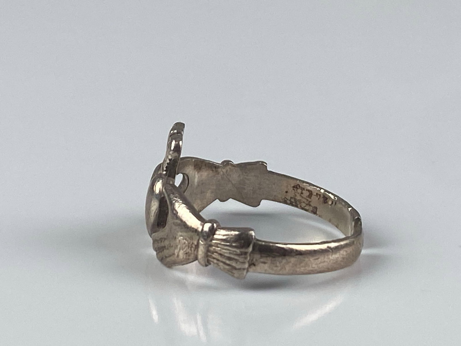 Irish Steeling Silver Claddagh Ring - 2