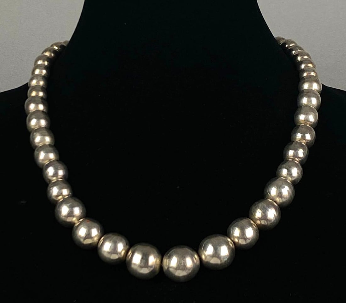Mexican Sterling Silver Graduate Bead Necklace