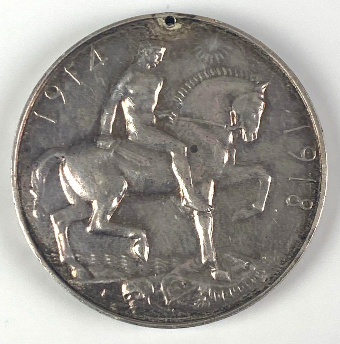 1914-1918 WW1 Silver British War Medal: Hole punched for Necklace, measures 1 1/2 In diameter