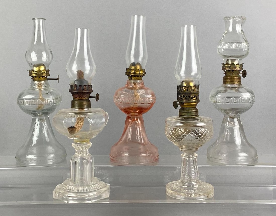 Group of 5 Vintage Miniature Pressed Glass Oil Lamps (1 of 3)