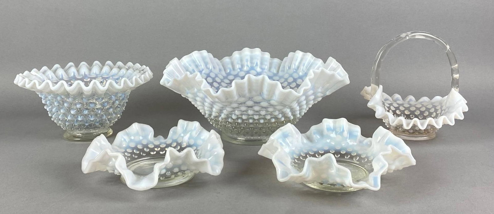 Group of 5 Opalescent Ombre Hobnail Art Glass Items (1 of 4)