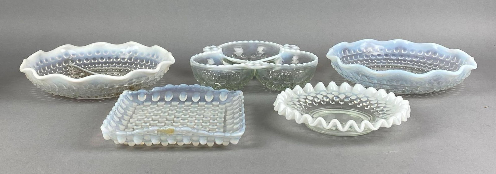 Group of 5 Opalescent Art Glass Dishes and Bowls (1 of 4)