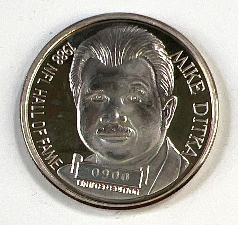 1988 NFL HOF Chicago Bear Mike Ditka Iron Mike 1 oz .999 Fine Silver Round: Limited edition number 900