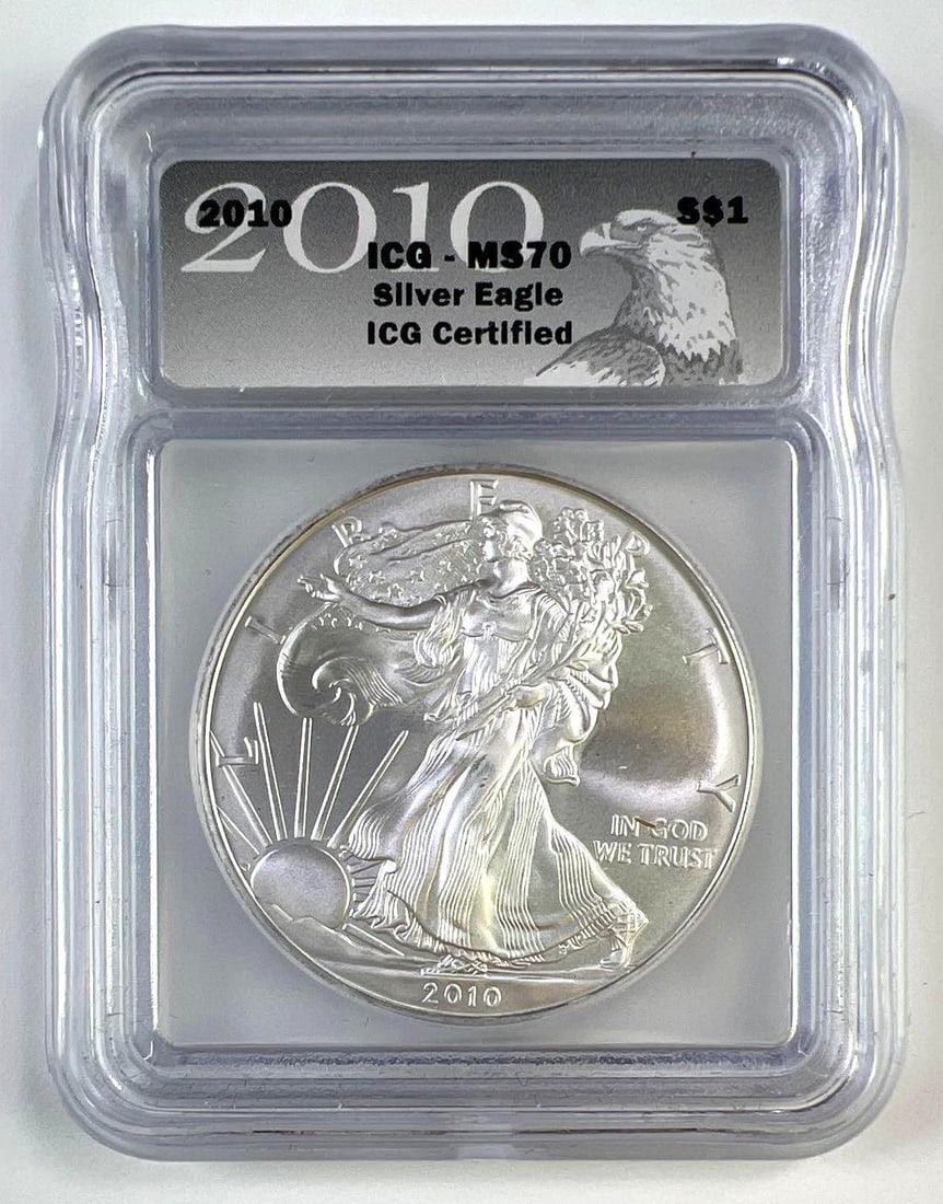 2010 US 1 oz American Silver Eagle ICG MS70 (1 of 2)