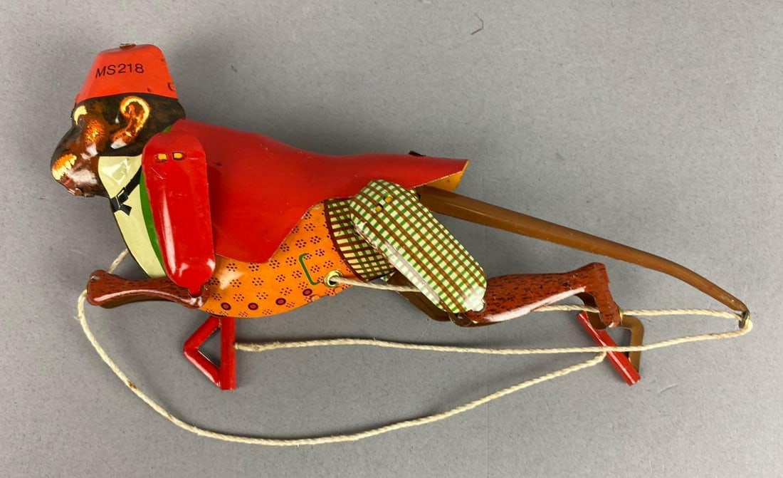 Vintage China Tin Litho Climbing Monkey Toy (1 of 2)