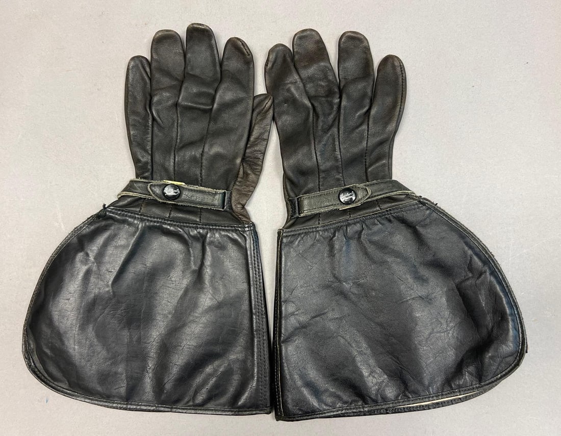 Vintage Streicherts Chicago Leather Gauntlet Gloves ? Cold Weather Driving/Motorcycle Pair (1 of 5)