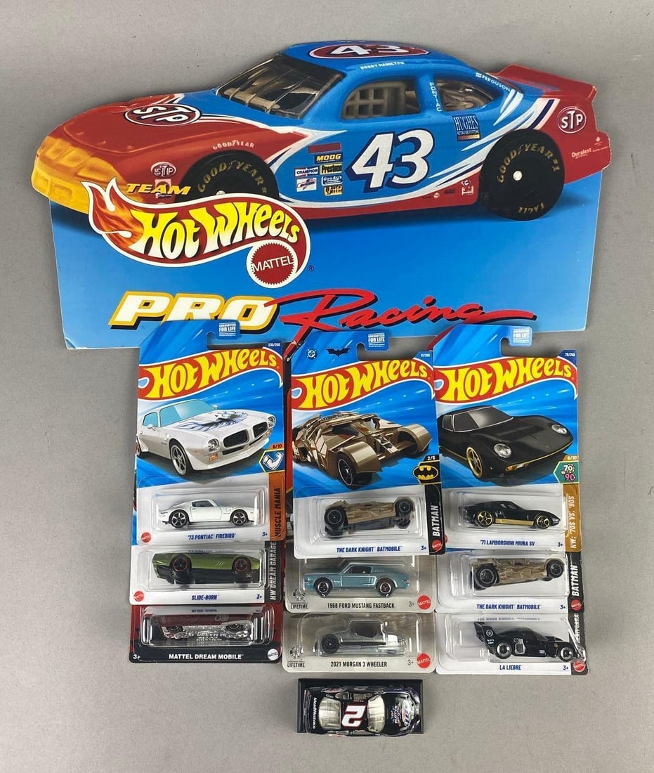 Group of Assorted Mattel Hot Wheels 1/64 Scale Die-Cast Vehicles: Like new in original packaging