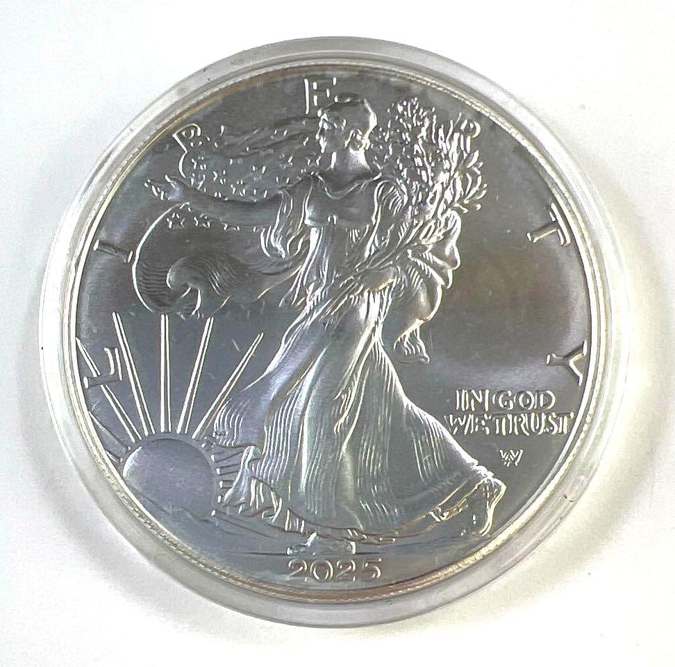 2025 American Silver Eagle 1 oz .999 Fine Silver Bullion Coin (1 of 2)