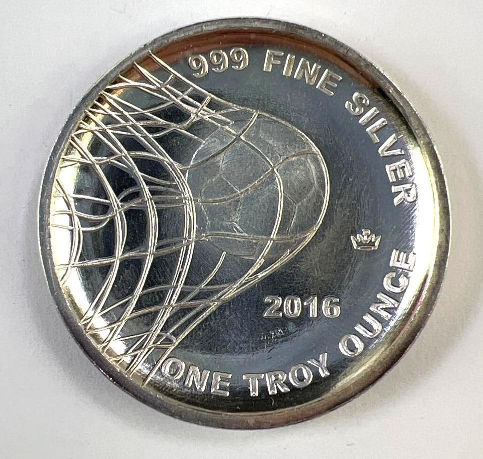 2016 Soccer 1 Troy Ounce .999 Fine Silver Round: 2016 Soccer 1 Troy Ounce .999 Fine Silver Round