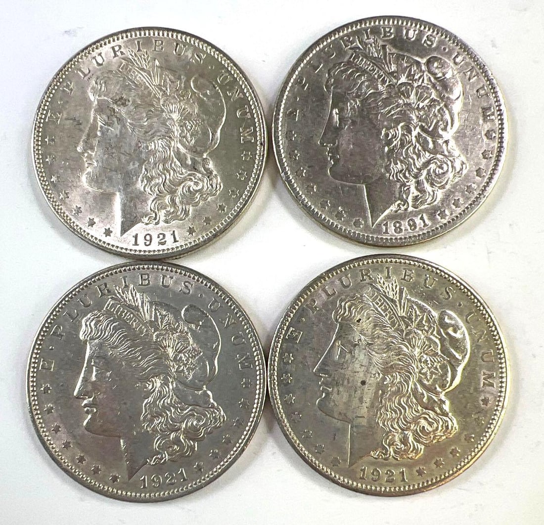 Group of 4 US Morgan Silver Dollars (1 of 2)