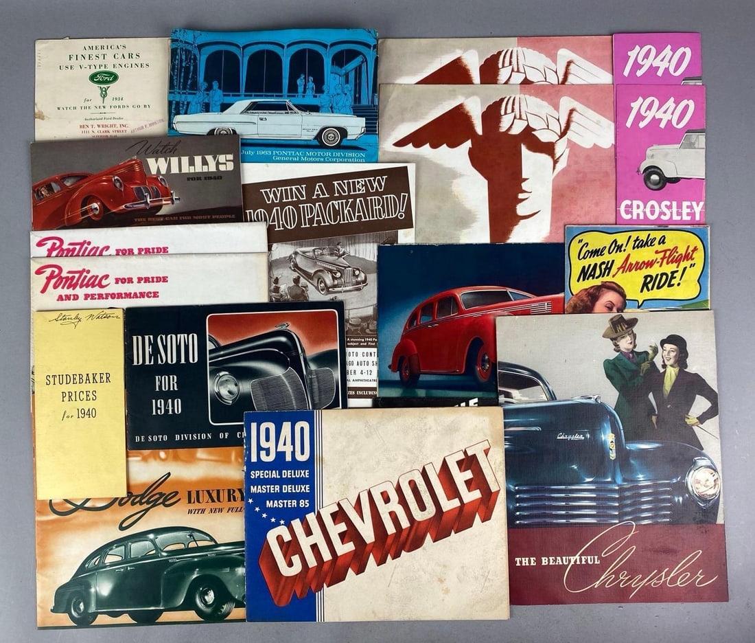 Group of 1940 Dealership Automobile Brochures (1 of 3)