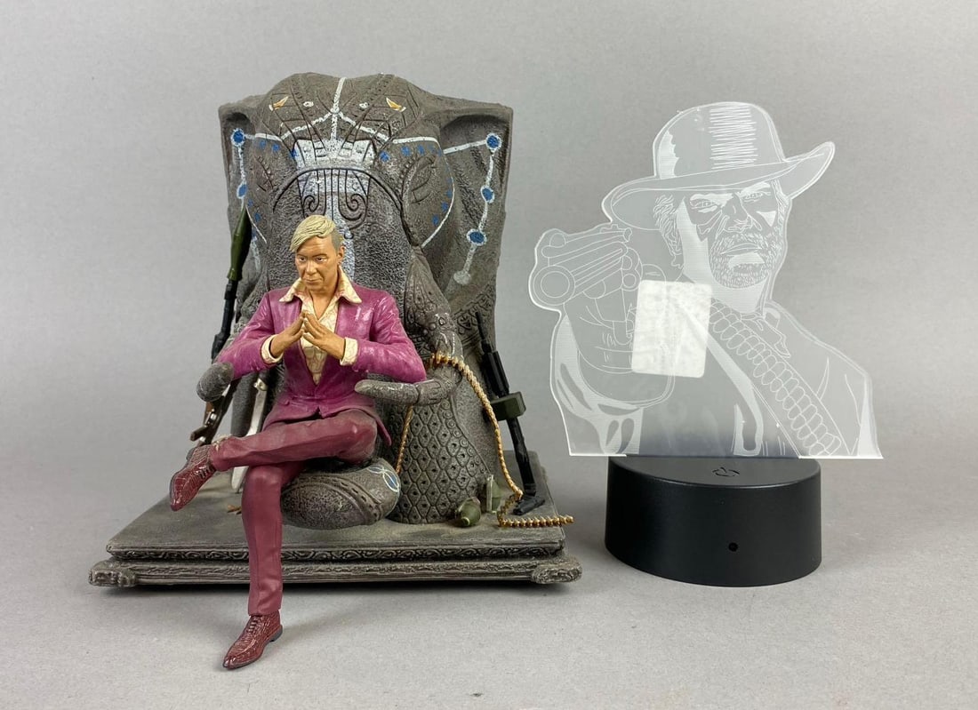 2014 Far Cry 4 Collectors Figure and More (1 of 2)