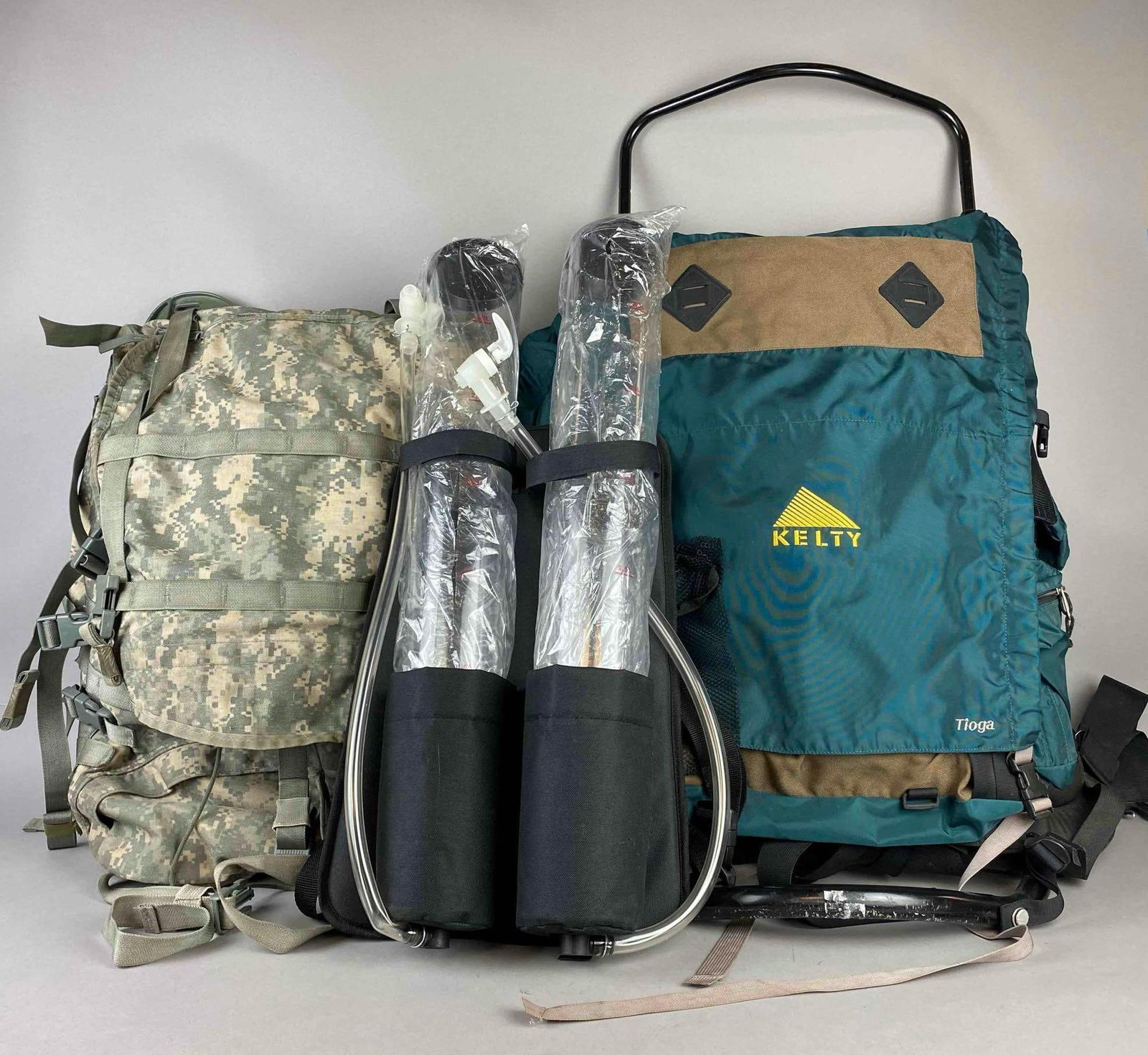 Group of 3 Large Capacity Hiking Backpacks and More (1 of 4)
