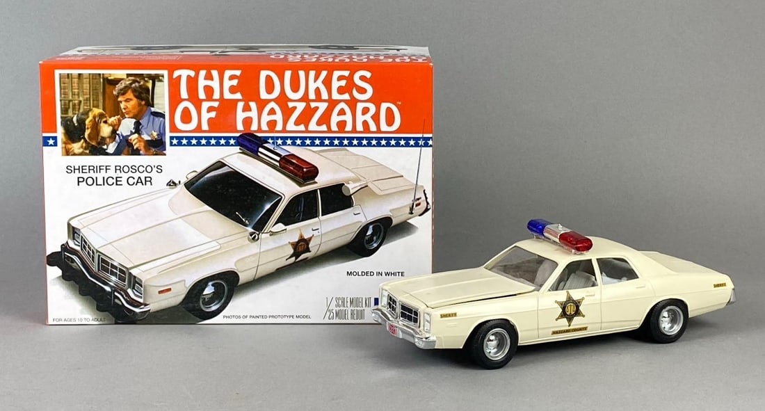 2009 MPC The Dukes of Hazzard Sheriff Rosco?s Police Car 1/25 Scale Model Kit (1 of 5)