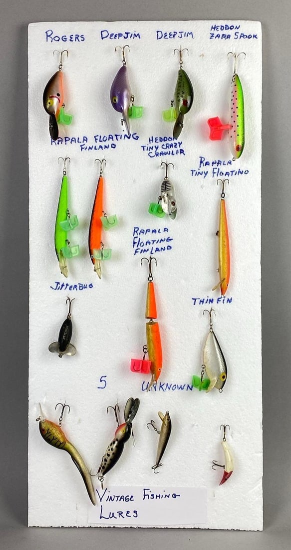Vintage Fishing Lures Display Board (1 of 3)