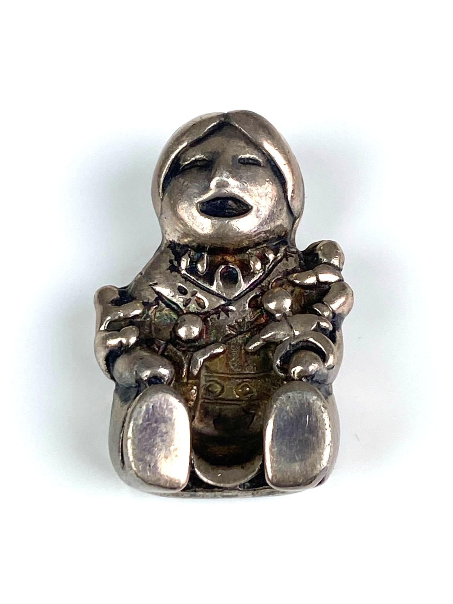 Sterling Silver Native American Storyteller Pendant: Measures 1 1/4 inches H x 3/4 inches W