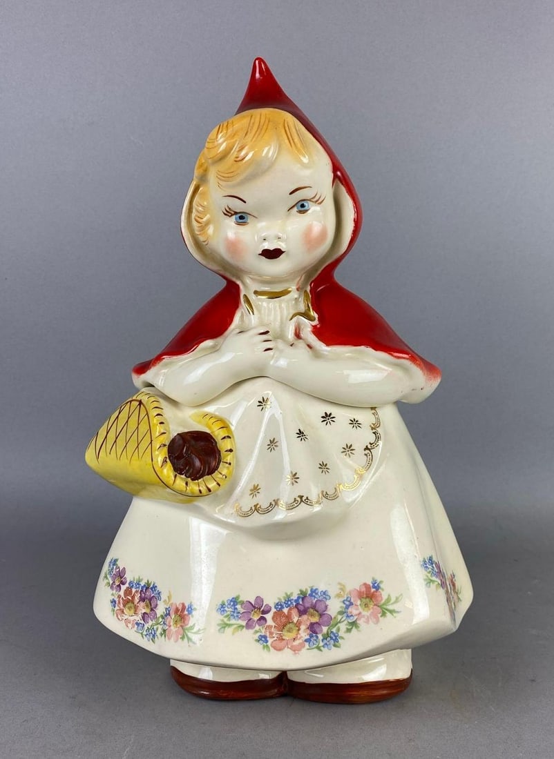 Antique 1940s Hull Pottery Little Red Riding Hood Ceramic Cookie Jar: Measure 13 inches in length.