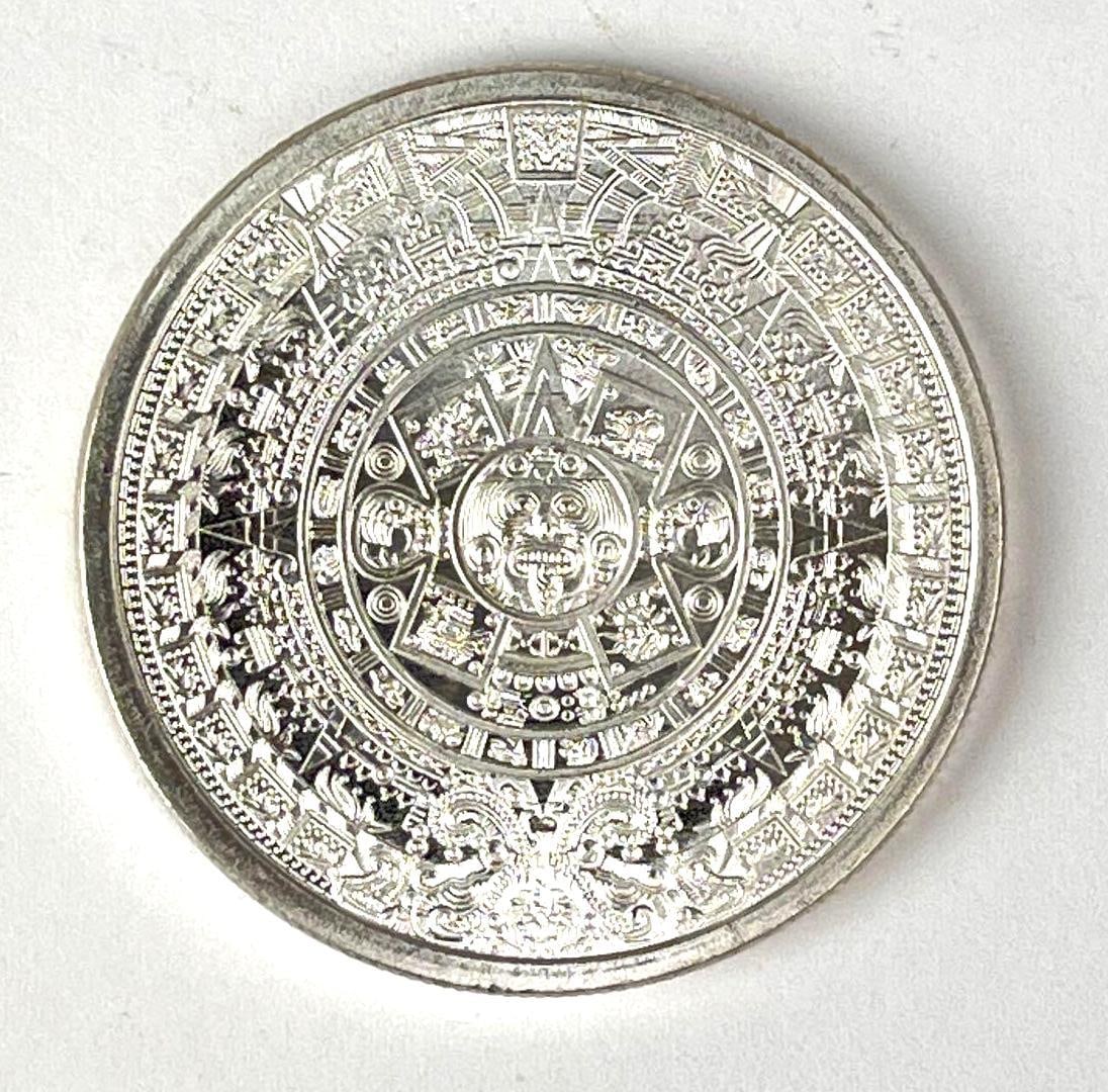 1983 Mexico Libertad 1 Onza 1 oz .999 Fine Silver Round: 1983 Mexico Libertad 1 Onza 1 oz .999 Fine Silver Round