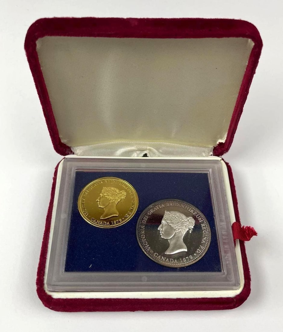 SUPER RARE GOLD/SILVER 1979 Canada Johnson Matthey and Mallory LTER Beaver 2 Round Proof Set: Includes 1 oz .999 Silver coin and 1 oz 9999 Fine Gold Coin and COA