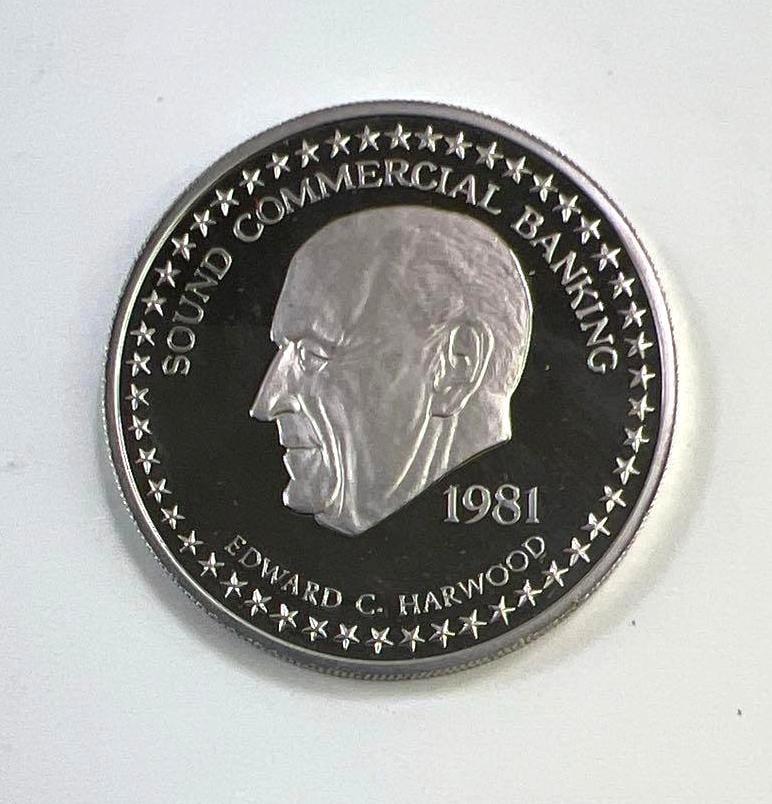 RARE 1981 Sound Commercial Banking Edward C. Harwood 1 oz Pure Platinum Round: RARE 1981 Sound Commercial Banking Edward C. Harwood 1 oz Pure Platinum Round