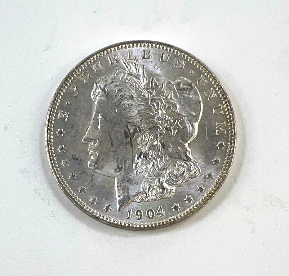 1904 O US Morgan Silver Dollar: 1904 O US Morgan Silver Dollar