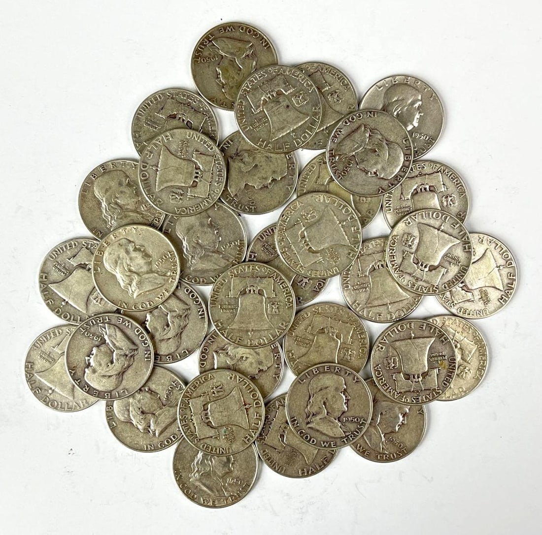 Group of 33 US Franklin 90% Silver Half Dollars: Group of 33 US Franklin 90% Silver Half Dollars