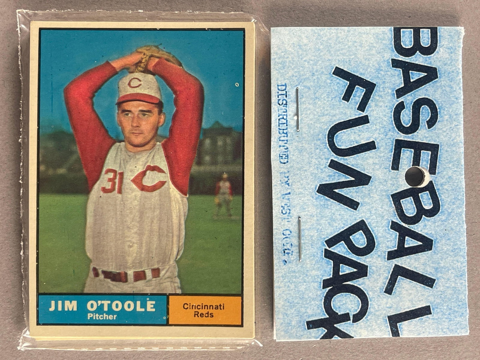 1961 Topps Baseball West Corps Cello Fun Pack: 10 - Cards per pack, West Corps. was a repacking company in the 1970s